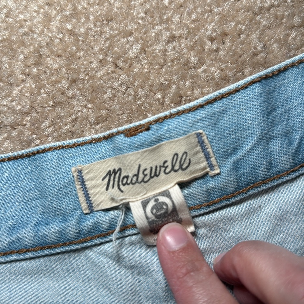 Madewell Baggy Jean Shorts - Picture 2 of 5
